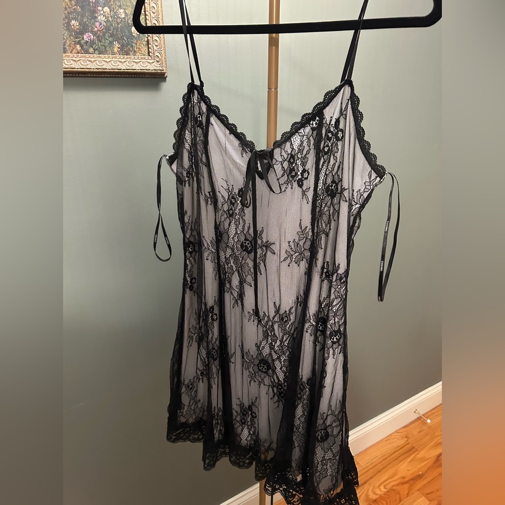 Elegant Black Lace dress